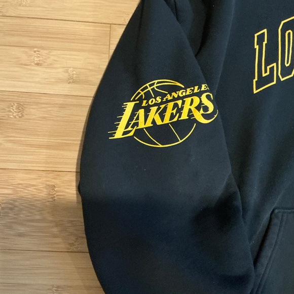 Lakers x LAFD Hoodie - XL - Picture 4 of 7